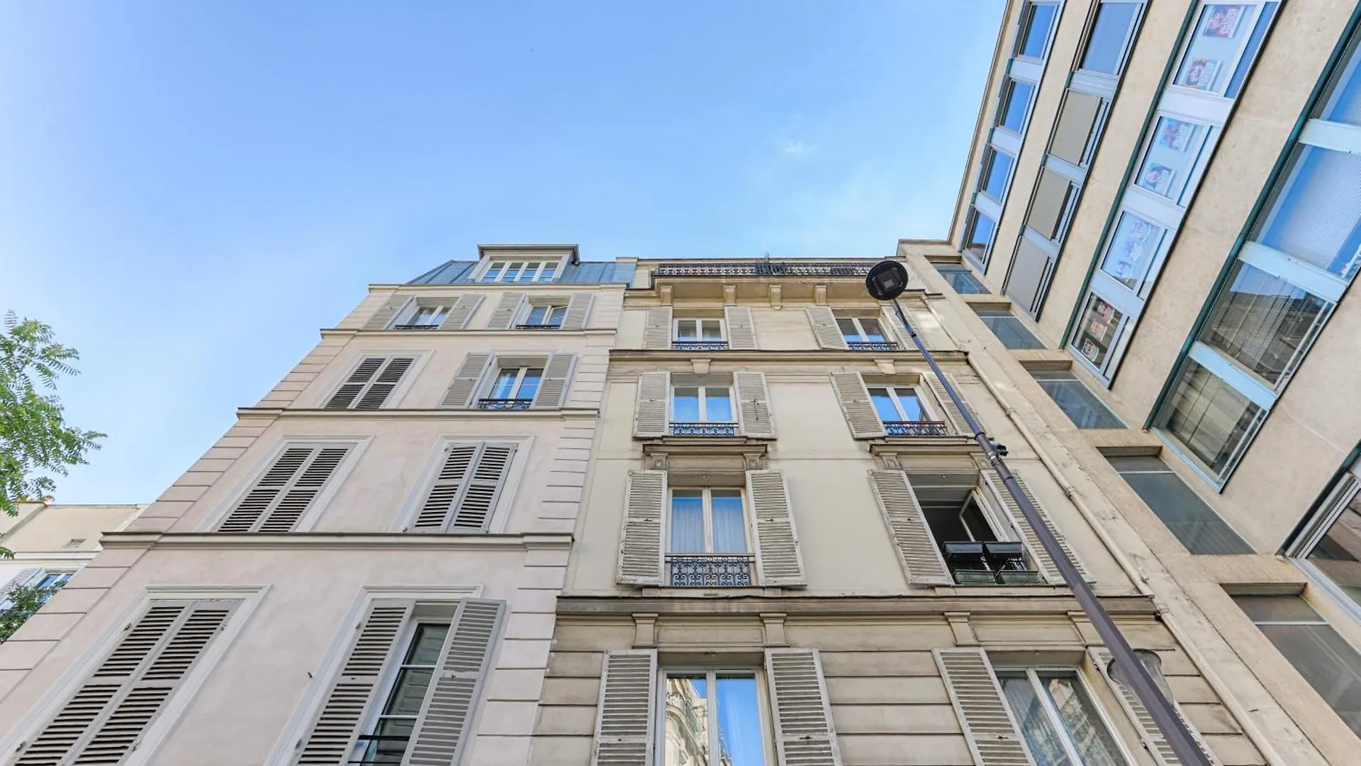 Appartement Maison De Charme Au Coeur De Batignolles Parijs