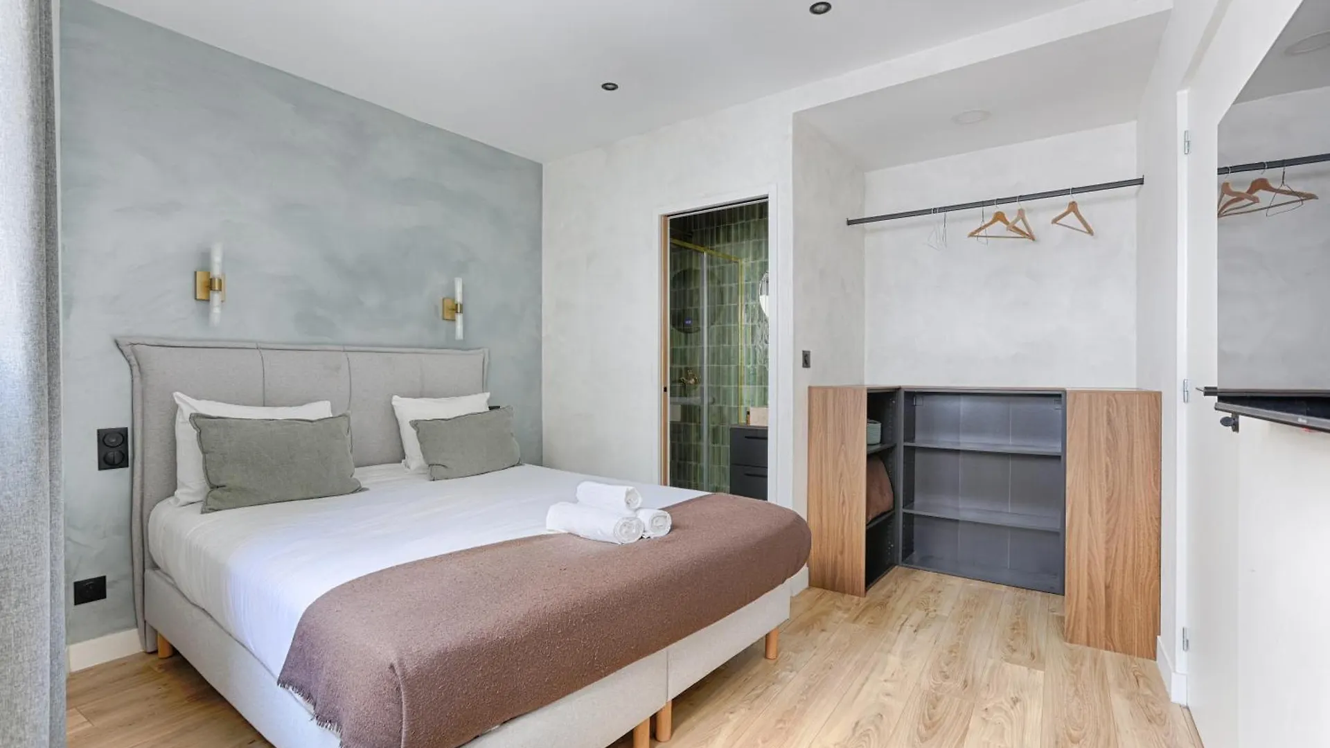 Appartement Maison De Charme Au Coeur De Batignolles Parijs Frankrijk
